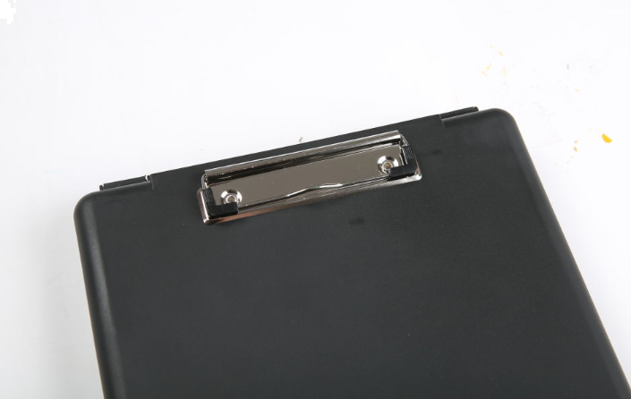 Macron Plaquette range document | Image 1