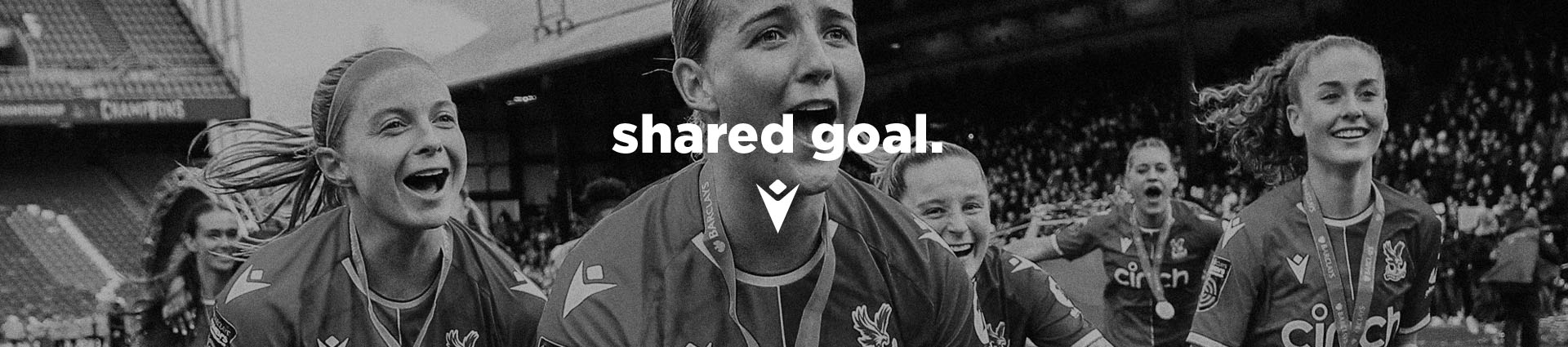 Instagram post featuring Macron campaign image 2 (desktop)