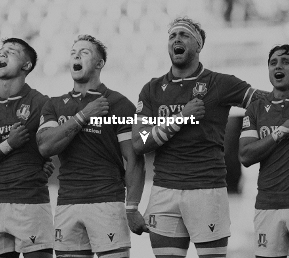 Instagram post featuring Macron campaign image 4 (mobile)