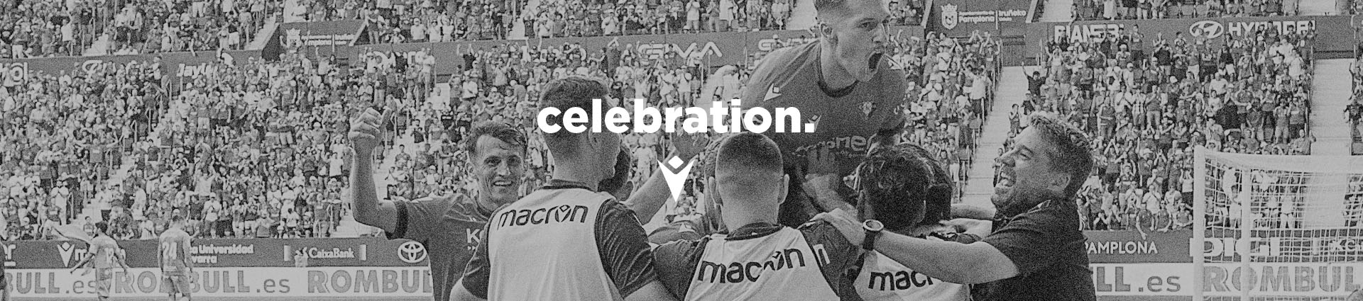 Instagram post featuring Macron campaign image 5 (desktop)