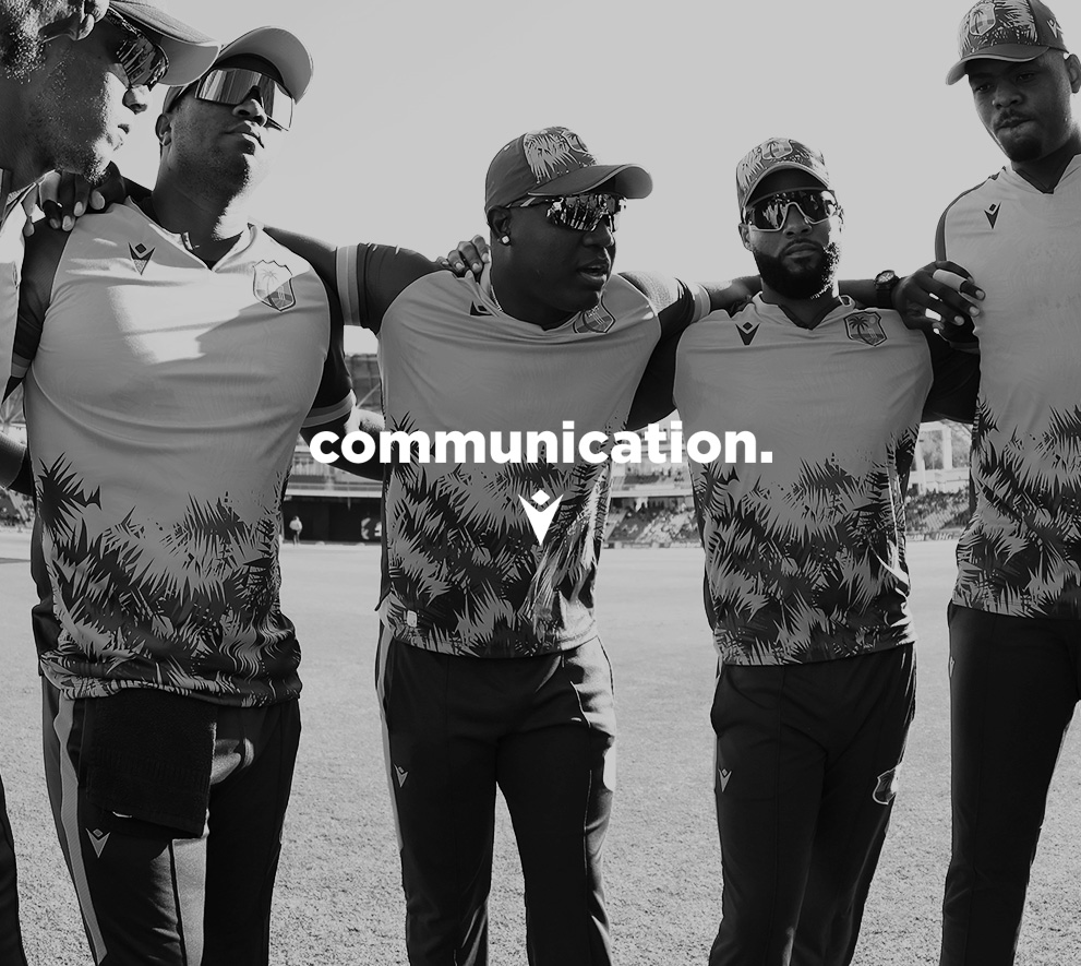 Instagram post featuring Macron campaign image 6 (mobile)